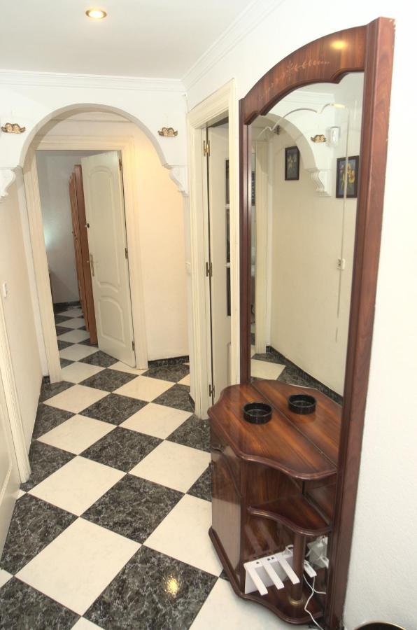 Habitacion En El Corazon Del Centro De Málaga Dış mekan fotoğraf