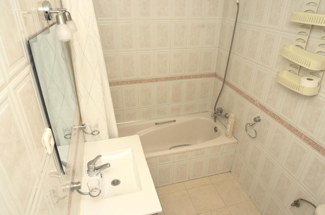 Habitacion En El Corazon Del Centro De Málaga Dış mekan fotoğraf