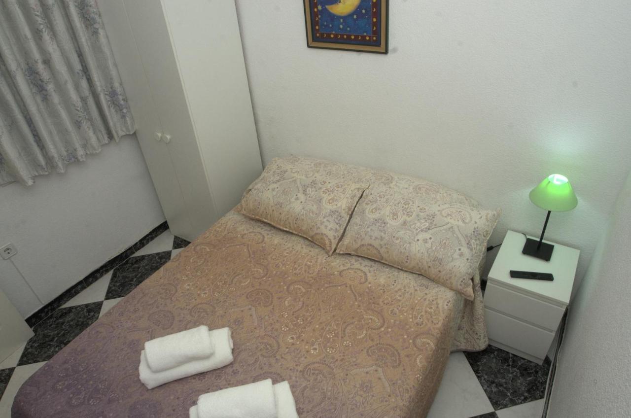 Habitacion En El Corazon Del Centro De Málaga Dış mekan fotoğraf