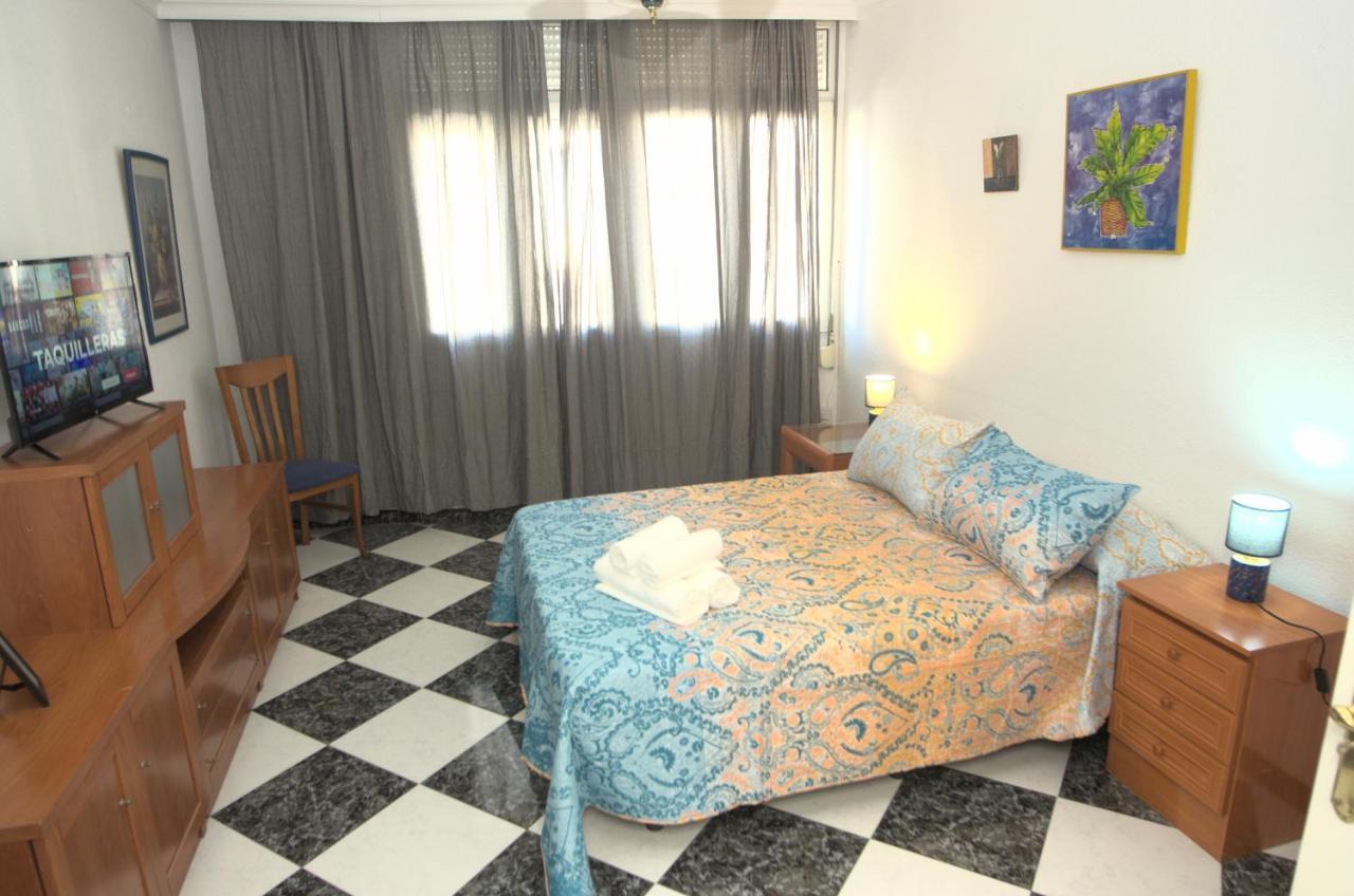 Habitacion En El Corazon Del Centro De Málaga Dış mekan fotoğraf