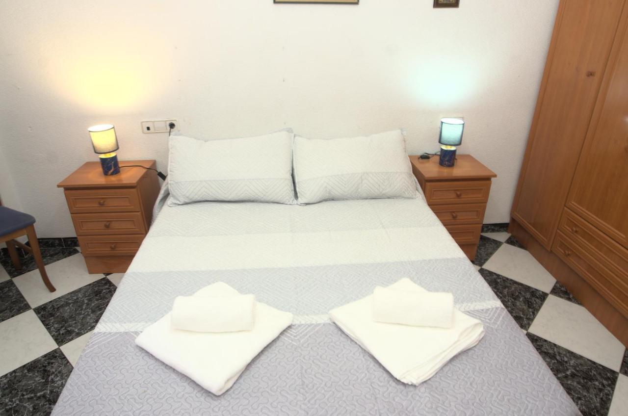Habitacion En El Corazon Del Centro De Málaga Dış mekan fotoğraf