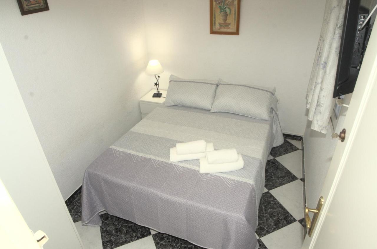 Habitacion En El Corazon Del Centro De Málaga Dış mekan fotoğraf